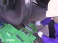 Мобильный колесотокарный станок 1АК200 в багажнике автомобиля